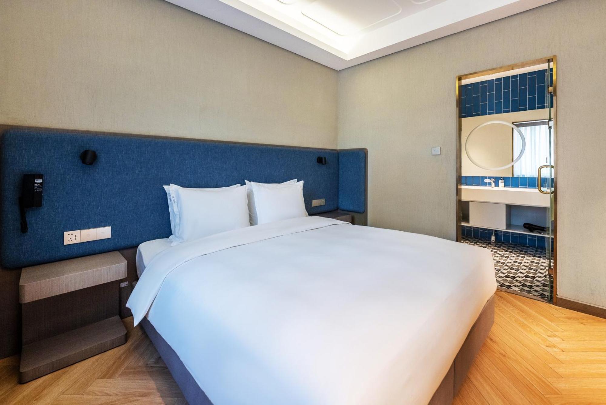 Holiday Inn Express Beijing Badaling, An Ihg Hotel Yanqing Exterior photo
