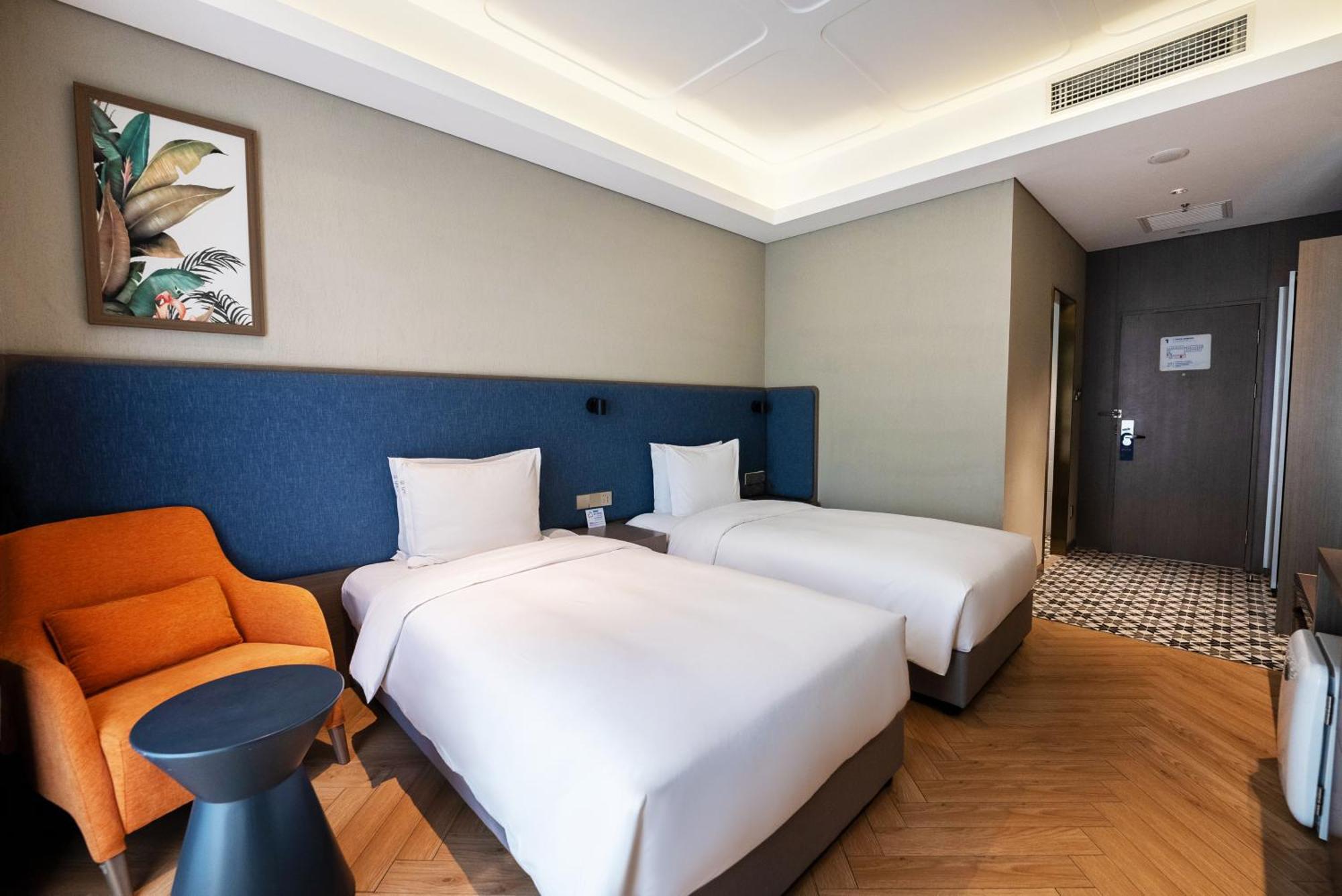 Holiday Inn Express Beijing Badaling, An Ihg Hotel Yanqing Exterior photo