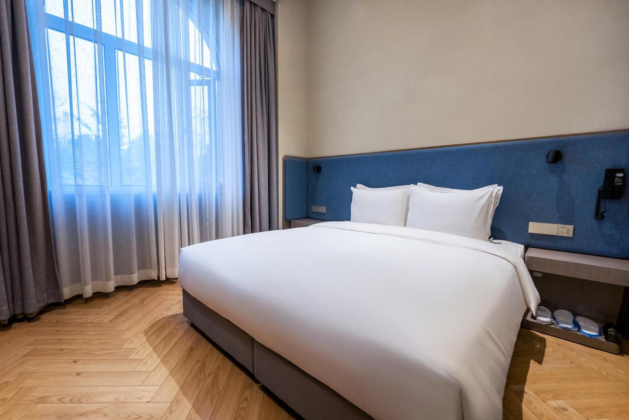Holiday Inn Express Beijing Badaling, An Ihg Hotel Yanqing Exterior photo
